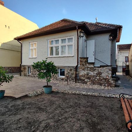 חונדוארה Vila Orient מראה חיצוני תמונה